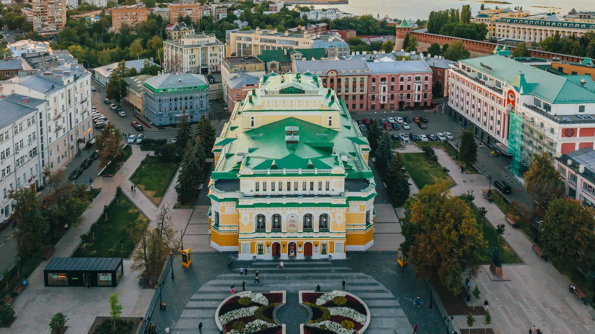 Нижний Новгород и музей Рукавишниковых